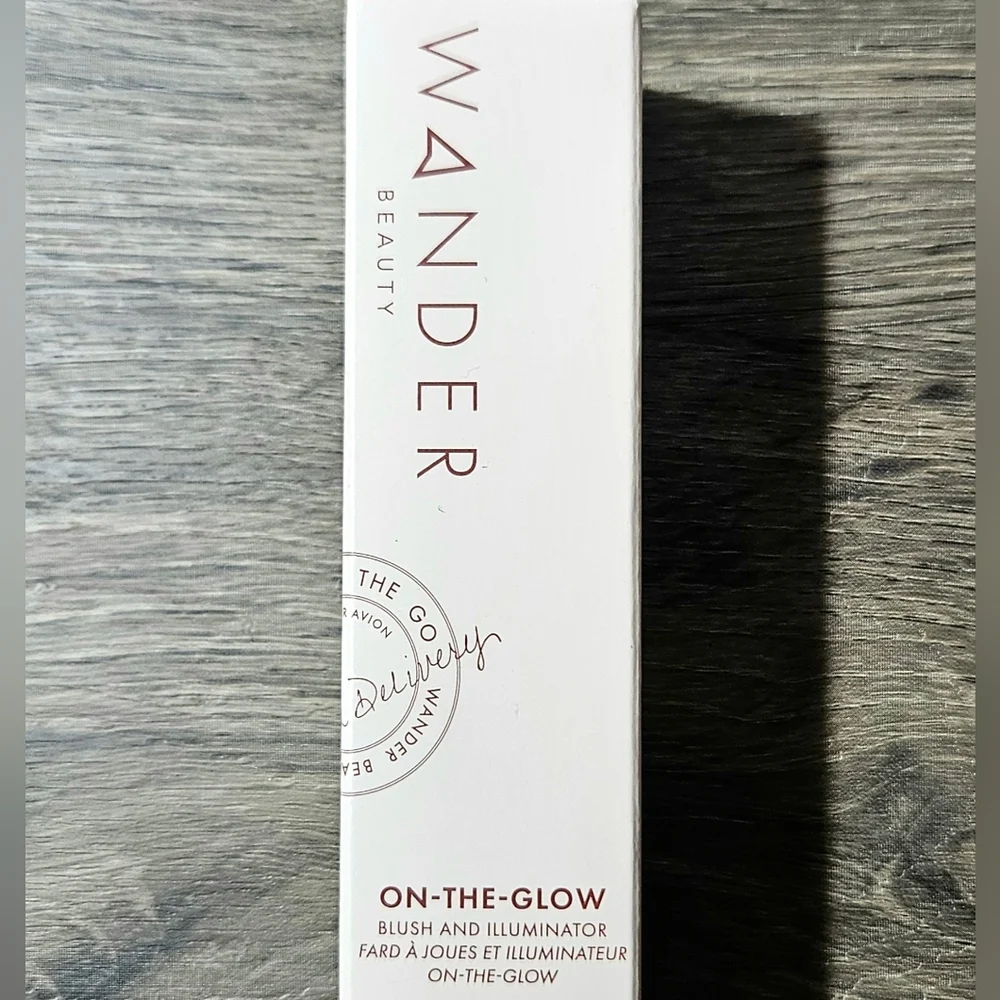 Wander Beauty On-The-Glow Dual Blush & Illuminator Beauty Stick DUSK/NUDE GLOW